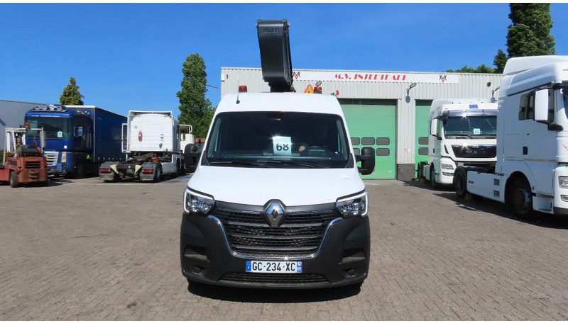 Renault Master 11/2021, 10,5 m, KLUBB, 3500 kg, euro6 - Комбе: слика 2 Renault Master 11/2021, 10,5 m, KLUBB, 3500 kg, euro6 - Комбе: слика 2