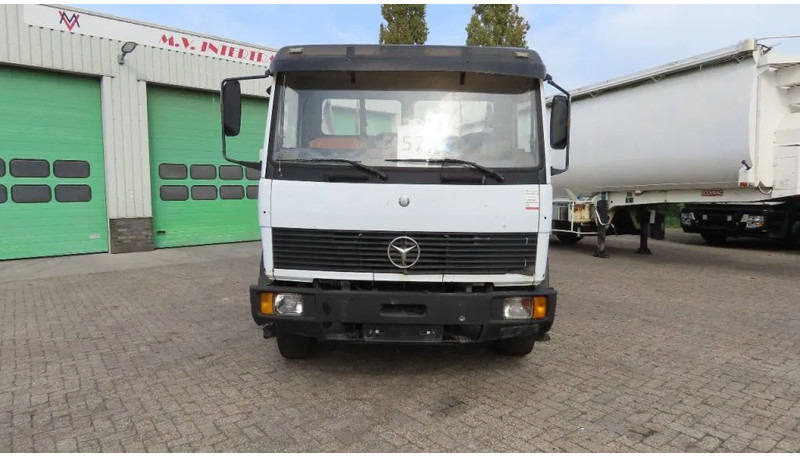 Mercedes-Benz 1514 Manual diesel pomp. Very clean - Камион со кабелски систем: слика 5 Mercedes-Benz 1514 Manual diesel pomp. Very clean - Камион со кабелски систем: слика 5
