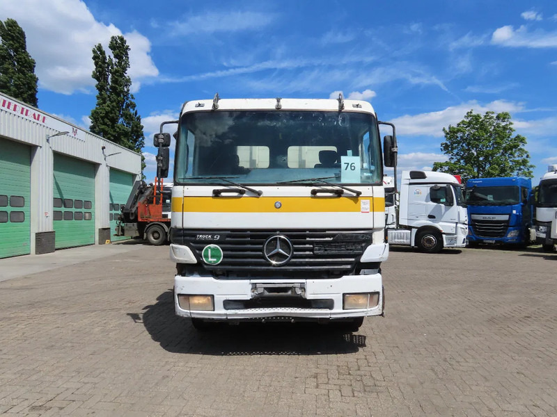 Mercedes-Benz Actros 2535 Crane Palfinger PK17000, 6x2 , 3 pedal. - Камион со кран: слика 2 Mercedes-Benz Actros 2535 Crane Palfinger PK17000, 6x2 , 3 pedal. - Камион со кран: слика 2