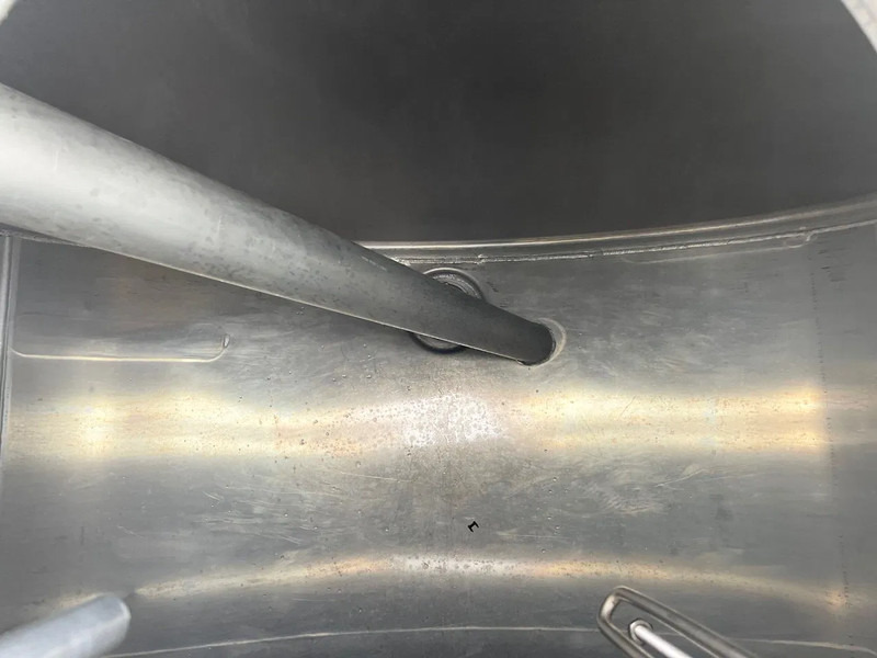 Камион цистерна Renault Premium 380 13390L, 5 COMPARTMENTS, FULL AIR SUSPENSION: слика 16