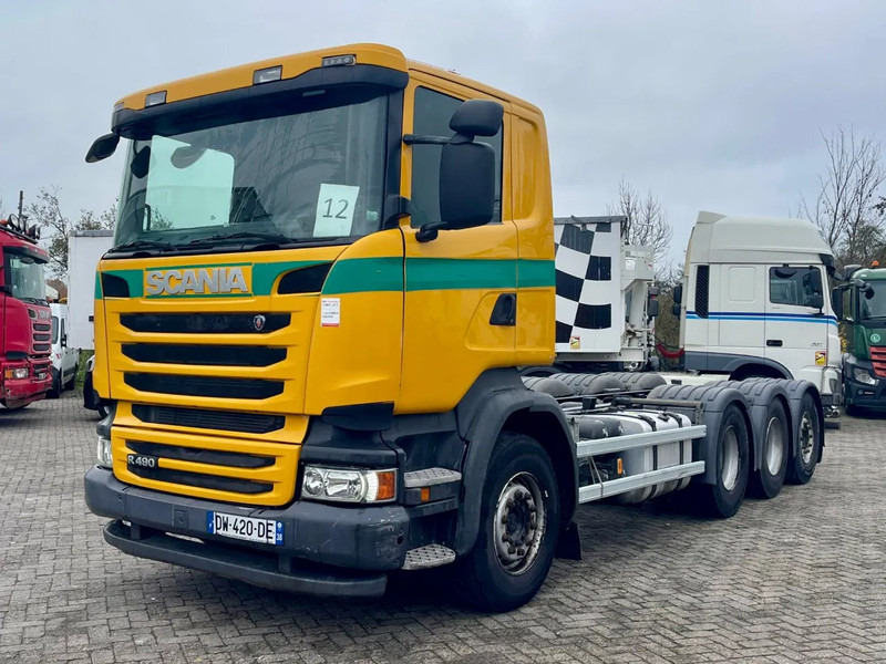 Scania R490 8x4 Retarder - Камион со кабинска шасија: слика 1 Scania R490 8x4 Retarder - Камион со кабинска шасија: слика 1