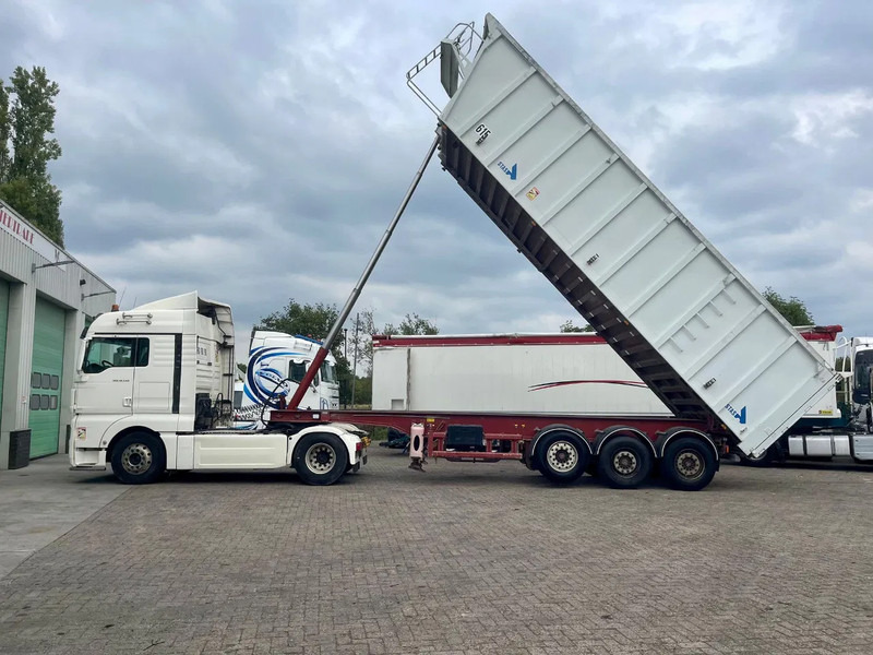Stas TOP CONDITION 48m3, disc breaks, AIR SUSP, SAF AXLES! - Кипер полуприколка: слика 3 Stas TOP CONDITION 48m3, disc breaks, AIR SUSP, SAF AXLES! - Кипер полуприколка: слика 3
