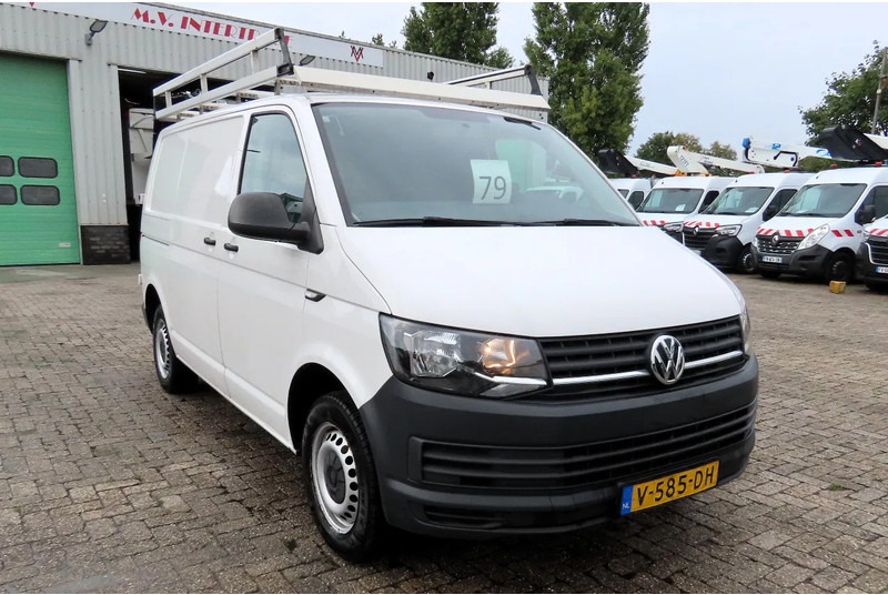 Volkswagen Transporter 2.0 TDI Airco, 3 peson, APK tot 06/06/2026 - Мало комбе: слика 1 Volkswagen Transporter 2.0 TDI Airco, 3 peson, APK tot 06/06/2026 - Мало комбе: слика 1