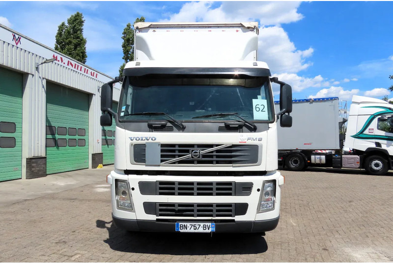 Volvo FM 340 6x2, TOP Condition truck!! - Камион со церада: слика 3 Volvo FM 340 6x2, TOP Condition truck!! - Камион со церада: слика 3