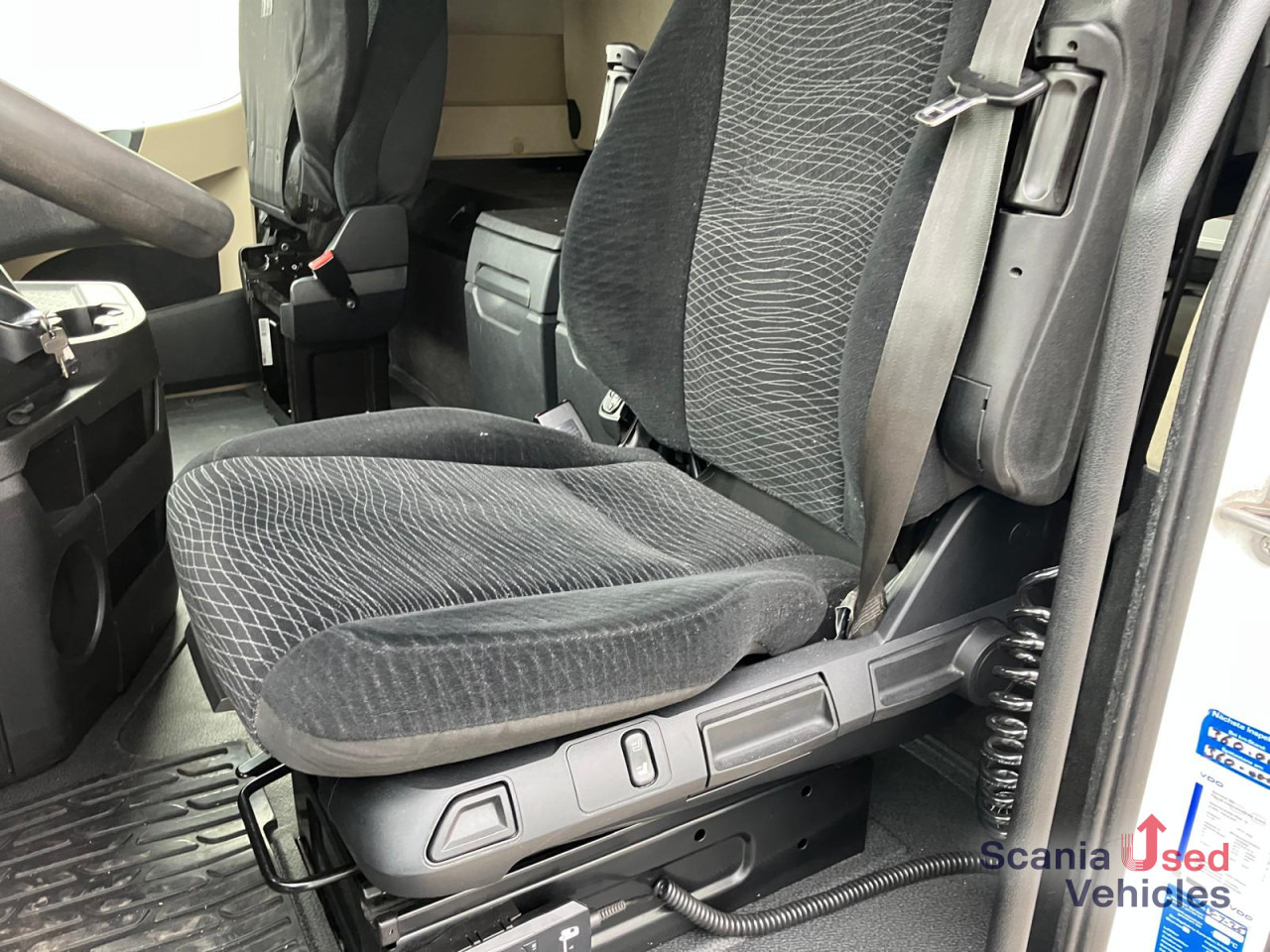 MERCEDES-BENZ Actros 1848 Retarder Blatt/Luft Retarder! - Камион влекач: слика 5 MERCEDES-BENZ Actros 1848 Retarder Blatt/Luft Retarder! - Камион влекач: слика 5