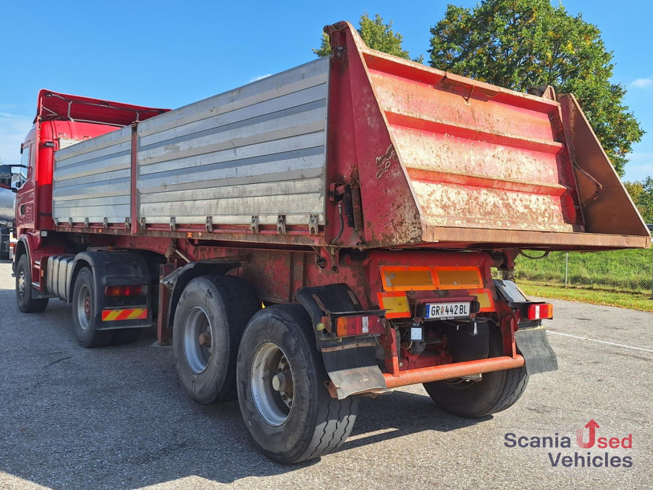 SCANIA R124 CA4X4HZ 420 Allrad Komplettzug ! - Камион влекач: слика 4 SCANIA R124 CA4X4HZ 420 Allrad Komplettzug ! - Камион влекач: слика 4