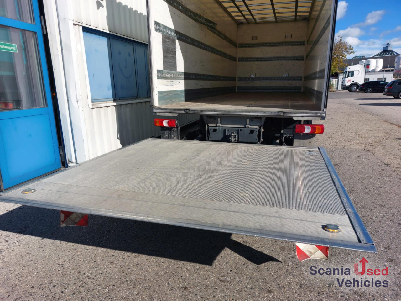 MERCEDES-BENZ Atego 1221 L Koffer Ladebordwand - Камион сандучар: слика 5 MERCEDES-BENZ Atego 1221 L Koffer Ladebordwand - Камион сандучар: слика 5