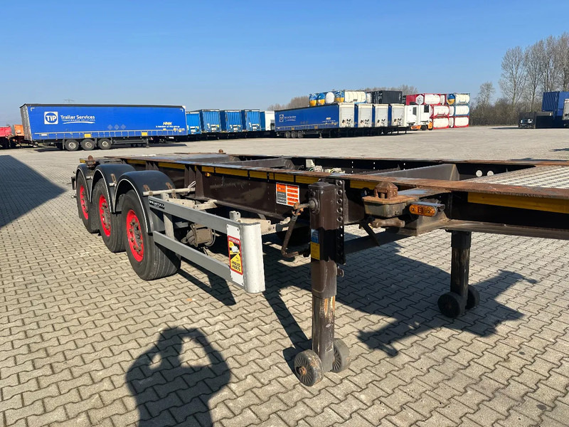 Транспортер на контејнер/ Полуприколка со променливо тело Burg 20FT / 20FT SWAP ADR, 3.690kg, SAF INTRADISC, 2 liftassen, APK/ADR: 9/2025: слика 16