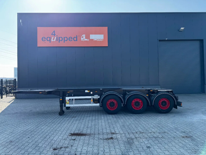 Burg 20FT/3-axles, SAF INTRADISC, ADR (EXII, EXII, FL, AT), 2x LIFTAXLE, NL-Chassis - Транспортер на контејнер/ Полуприколка со променливо тело: слика 4 Burg 20FT/3-axles, SAF INTRADISC, ADR (EXII, EXII, FL, AT), 2x LIFTAXLE, NL-Chassis - Транспортер на контејнер/ Полуприколка со променливо тело: слика 4