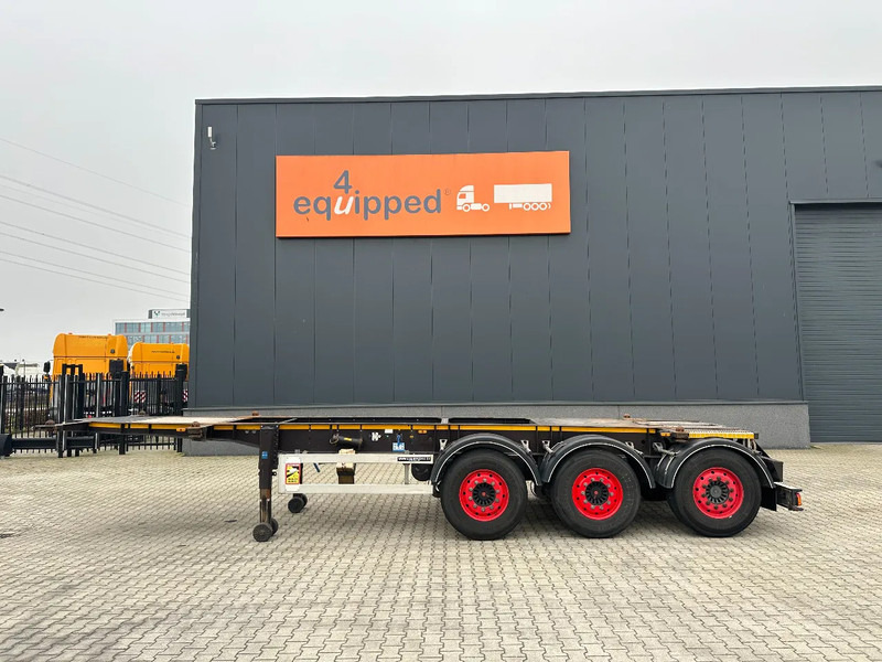Burg 20FT ADR (EX/II, EX/III, FL, AT) Chassis, Empty weight : 3.690kg, SAF INTRADISC, 2x Liftaxle, NL-chassis, APK/ADR: 06-2025 - Транспортер на контејнер/ Полуприколка со променливо тело: слика 2 Burg 20FT ADR (EX/II, EX/III, FL, AT) Chassis, Empty weight : 3.690kg, SAF INTRADISC, 2x Liftaxle, NL-chassis, APK/ADR: 06-2025 - Транспортер на контејнер/ Полуприколка со променливо тело: слика 2