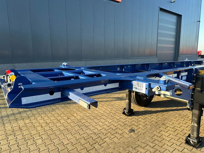 Нов Транспортер на контејнер/ Полуприколка со променливо тело Krone NEW / DIRECT AVAILABLE 20FT ADR-CHASSIS, DISCBRAKES, LIFTAXLE, 2x available: слика 8