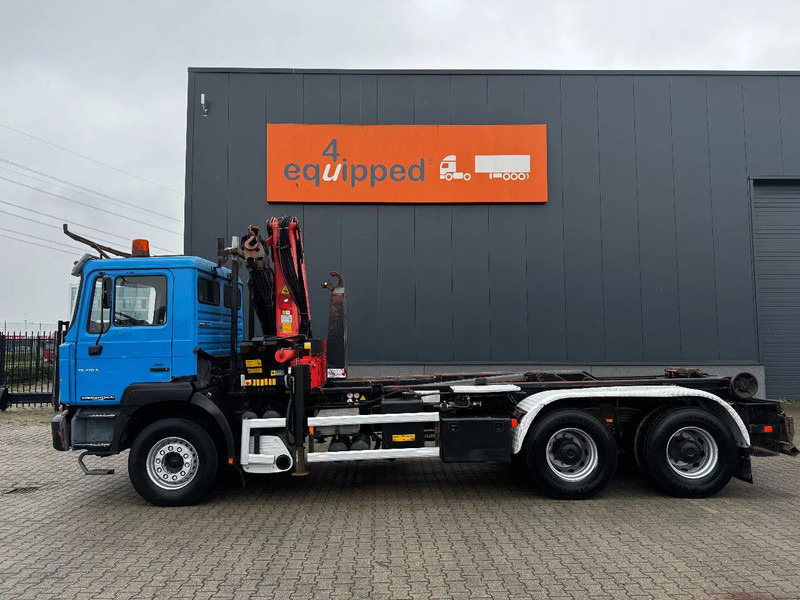 MAN FE 410A, 6x4, EURO 2, Palfinger PK17000 Crane + VDL HOOK, full spring, manual gearbox, MOT 9/2025 - Камион со кука за подигање, Камион со кран: слика 4 MAN FE 410A, 6x4, EURO 2, Palfinger PK17000 Crane + VDL HOOK, full spring, manual gearbox, MOT 9/2025 - Камион со кука за подигање, Камион со кран: слика 4