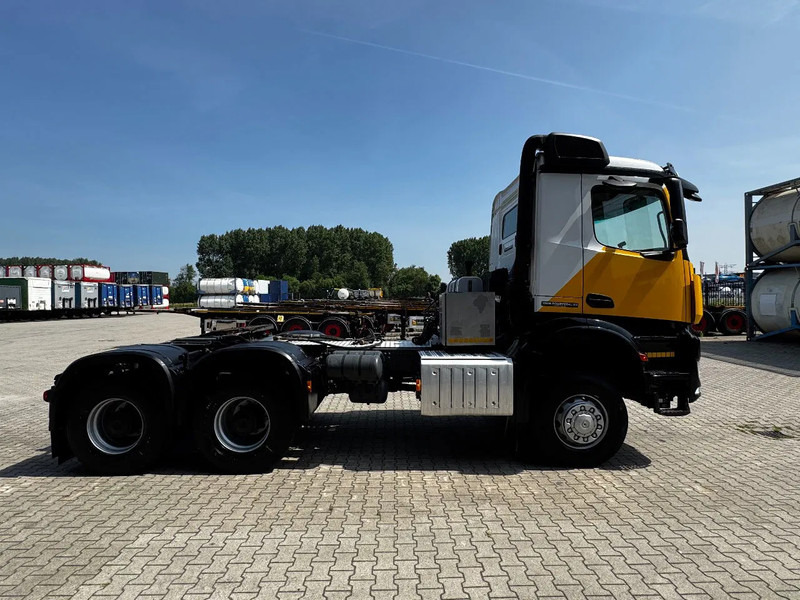 Mercedes-Benz Arocs 3345 6x6, FULL SPRING SUSPENSION, BIG AXLES, 335.239KM, HEAVY DUTY, HYDRAULICS, MOT: 05/2026, EURO 6 - Камион со кабинска шасија: слика 5 Mercedes-Benz Arocs 3345 6x6, FULL SPRING SUSPENSION, BIG AXLES, 335.239KM, HEAVY DUTY, HYDRAULICS, MOT: 05/2026, EURO 6 - Камион со кабинска шасија: слика 5
