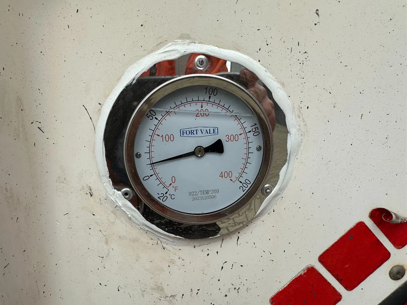 Резервоар за складирање за транспорт на гориво SINGAMAS 20FT ISO, 26.000L/1-COMP/3 BAFFELS/3 manholes, 5Y inspection: 06/2027: слика 10