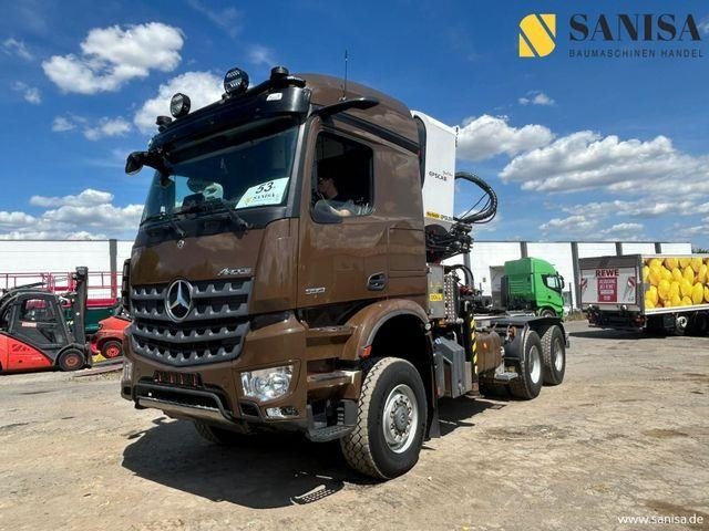 Mercedes-Benz Arocs 3351/6x6/Palfinger Epolsion S260/Langholz - Камион влекач: слика 2 Mercedes-Benz Arocs 3351/6x6/Palfinger Epolsion S260/Langholz - Камион влекач: слика 2