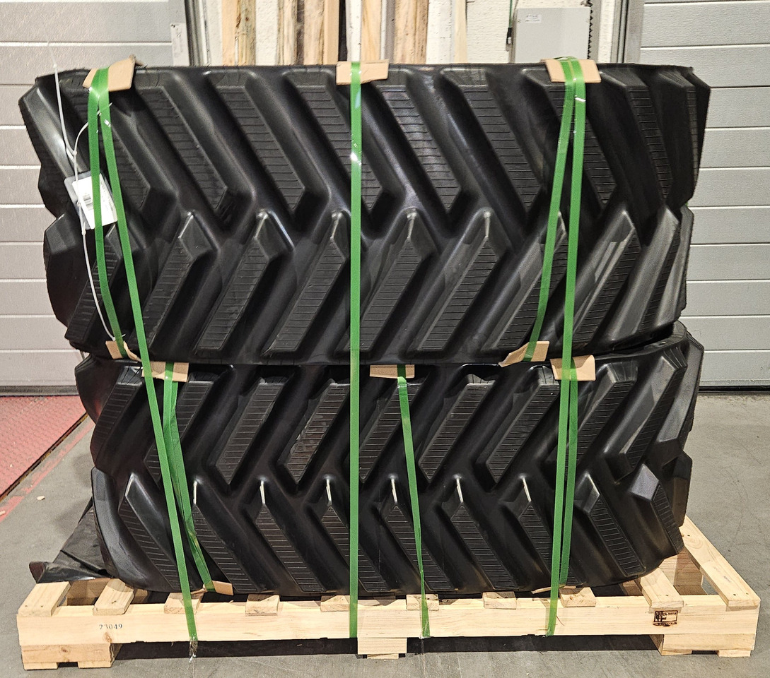 Rubber track for CNH MAGNUM ROWTRAC & NH T8 SmartTrax - Ролна за Трактор со гасеници: слика 2 Rubber track for CNH MAGNUM ROWTRAC & NH T8 SmartTrax - Ролна за Трактор со гасеници: слика 2