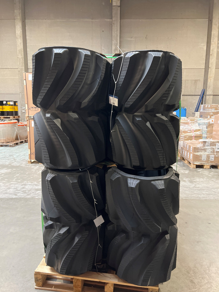 Rubber track for CNH and NH Combine 24" and 28.5" - Ролна за Комбајн: слика 2 Rubber track for CNH and NH Combine 24" and 28.5" - Ролна за Комбајн: слика 2