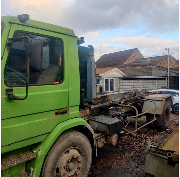 Scania 82-H - Транспортер на контејнер/ Камион со променливо тело: слика 2 Scania 82-H - Транспортер на контејнер/ Камион со променливо тело: слика 2