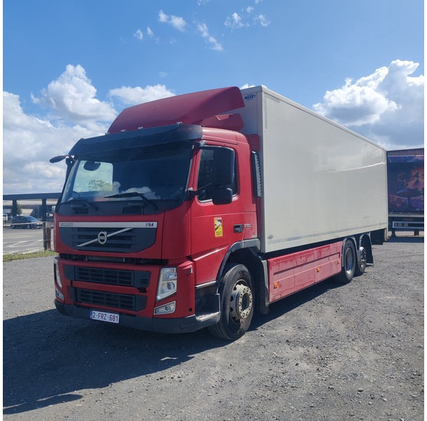 Volvo fm-330 - Камион сандучар: слика 1 Volvo fm-330 - Камион сандучар: слика 1