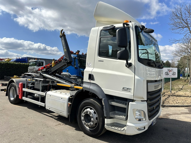 DAF CF 460 4x2 19T MARREL ABROLLKIPPER HAKEN - 5.10M + 1.30M Ausziehbarer Stoßstange - EURO 6 - 13L ENGINE - ZF AUTO - Камион со кука за подигање: слика 1 DAF CF 460 4x2 19T MARREL ABROLLKIPPER HAKEN - 5.10M + 1.30M Ausziehbarer Stoßstange - EURO 6 - 13L ENGINE - ZF AUTO - Камион со кука за подигање: слика 1
