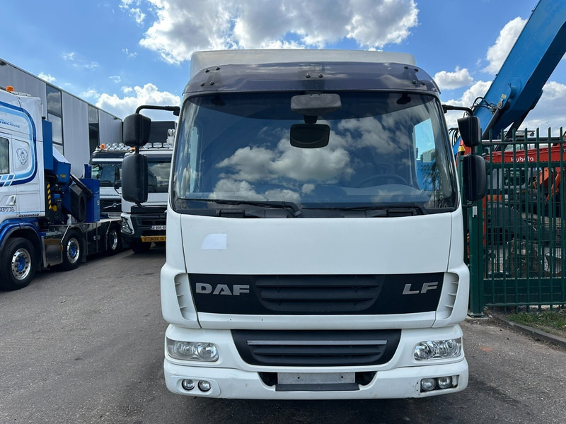DAF LF 45.210 - 12T - OPRIJWAGEN - CAR / MACHINE CARRIER - DEPANNEUSE - AIR - EURO 5 - Автотранспортен камион: слика 2 DAF LF 45.210 - 12T - OPRIJWAGEN - CAR / MACHINE CARRIER - DEPANNEUSE - AIR - EURO 5 - Автотранспортен камион: слика 2