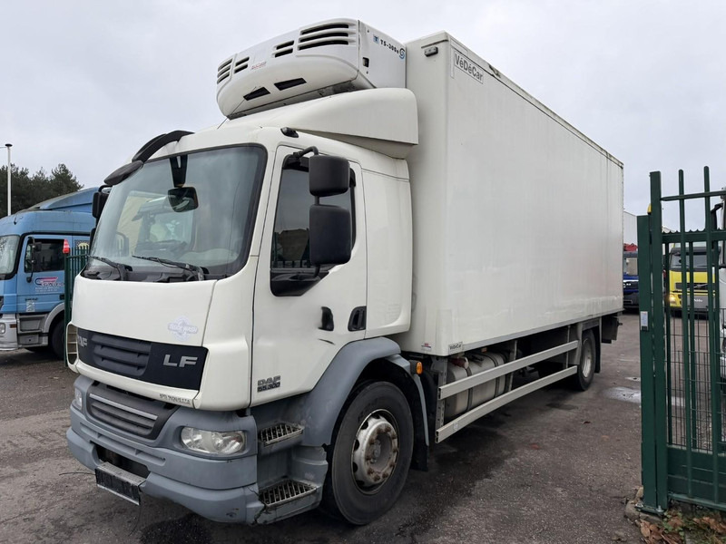DAF LF 55.300 - 19T FRIGO THERMOKING TS-300e - TAILLIFT - BOX 6m45 x 2m49 x 2m49 - EURO 5 - A/C - BE TRUCK - Камион ладилник: слика 3 DAF LF 55.300 - 19T FRIGO THERMOKING TS-300e - TAILLIFT - BOX 6m45 x 2m49 x 2m49 - EURO 5 - A/C - BE TRUCK - Камион ладилник: слика 3