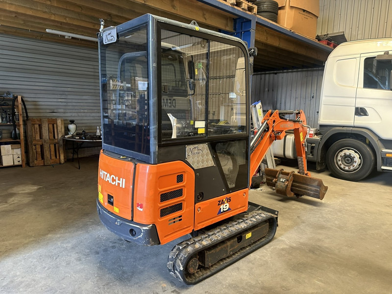 Hitachi ZAXIS ZX19-6 CR 1.9T - 1349H - CABINE - ADJUSTABLE TRACKS - EXTRA HYDR - QUICK HITCH - BE MACHINE - Мини багер: слика 2 Hitachi ZAXIS ZX19-6 CR 1.9T - 1349H - CABINE - ADJUSTABLE TRACKS - EXTRA HYDR - QUICK HITCH - BE MACHINE - Мини багер: слика 2