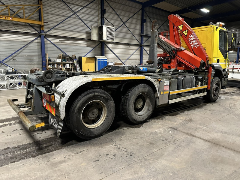 Камион со кука за подигање, Камион со кран Iveco TRAKKER 350 6x4 HOOKLIFT + CRANE FASSI F120.22 (5/6 F) - *342.000km* - STEEL SPRING / BIG AXLES - AS TRONIC AUTOMATIC GEARBOX: слика 8