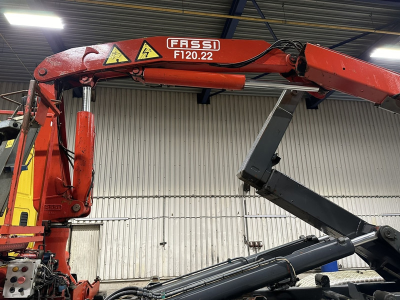 Камион со кука за подигање, Камион со кран Iveco TRAKKER 350 6x4 HOOKLIFT + CRANE FASSI F120.22 (5/6 F) - *342.000km* - STEEL SPRING / BIG AXLES - AS TRONIC AUTOMATIC GEARBOX: слика 17