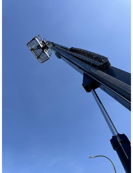 Дигачка платформа JLG 600SC - 20.36m - TRACKS / RAUPE - 230kg - DIESEL - BE MACHINE: слика 18 Дигачка платформа JLG 600SC - 20.36m - TRACKS / RAUPE - 230kg - DIESEL - BE MACHINE: слика 18