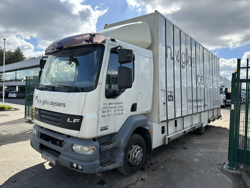 DAF LF 55.250 12T - GLASTRANSPORT / GLASRESTEEL - AIR SUSPENSION - EURO 4 - BELGIAN REGISTRATION - Камион: слика 3 DAF LF 55.250 12T - GLASTRANSPORT / GLASRESTEEL - AIR SUSPENSION - EURO 4 - BELGIAN REGISTRATION - Камион: слика 3
