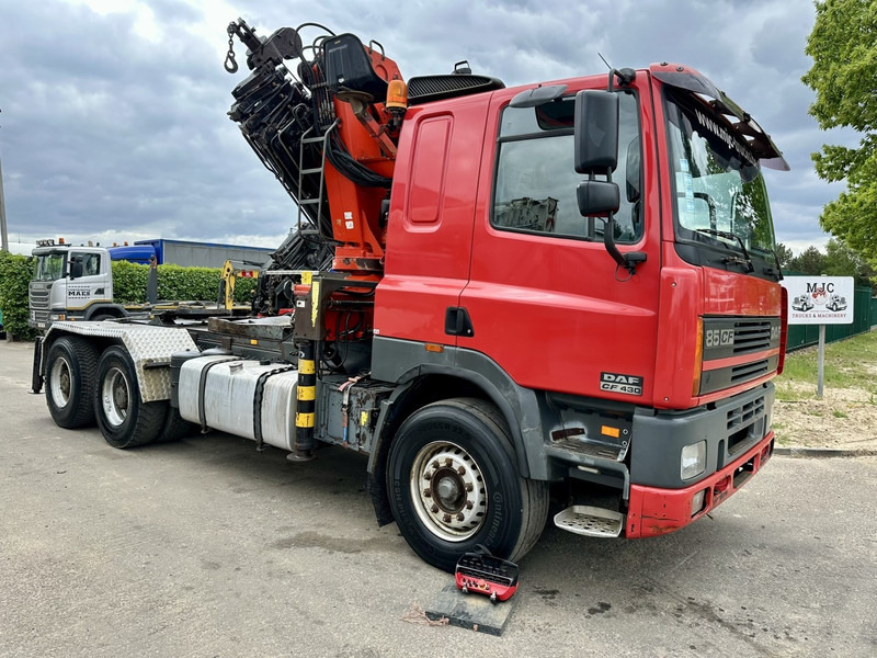 DAF 85 CF 430 6x4 CRANE PK 32.000 F (7x) + WINCH - EURO 2 - MANUAL ZF - HUB REDUCTION / STEEL SPRING - BE TRUCK - Камион влекач: слика 2 DAF 85 CF 430 6x4 CRANE PK 32.000 F (7x) + WINCH - EURO 2 - MANUAL ZF - HUB REDUCTION / STEEL SPRING - BE TRUCK - Камион влекач: слика 2
