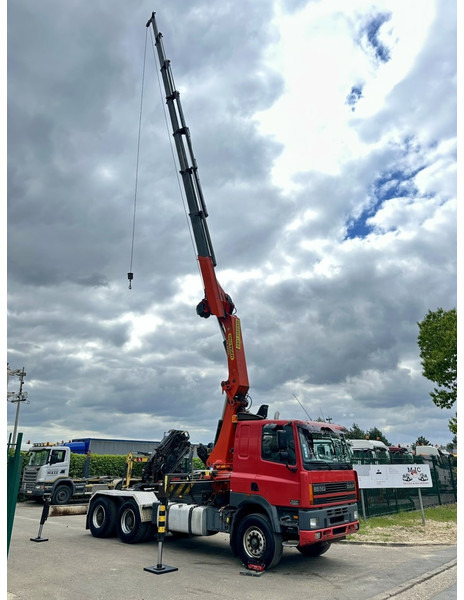 DAF 85 CF 430 6x4 CRANE PK 32.000 F (7x) + WINCH - EURO 2 - MANUAL ZF - HUB REDUCTION / STEEL SPRING - BE TRUCK - Камион влекач: слика 5 DAF 85 CF 430 6x4 CRANE PK 32.000 F (7x) + WINCH - EURO 2 - MANUAL ZF - HUB REDUCTION / STEEL SPRING - BE TRUCK - Камион влекач: слика 5