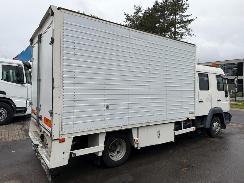MAN LE 8.180 CLOSED BOX / KOFFER - DOKA - MANUAL GEARBOX - *248.000km* - STEEL SPRING / BLATT / LAMES - BE TRUCK - Камион сандучар: слика 5 MAN LE 8.180 CLOSED BOX / KOFFER - DOKA - MANUAL GEARBOX - *248.000km* - STEEL SPRING / BLATT / LAMES - BE TRUCK - Камион сандучар: слика 5