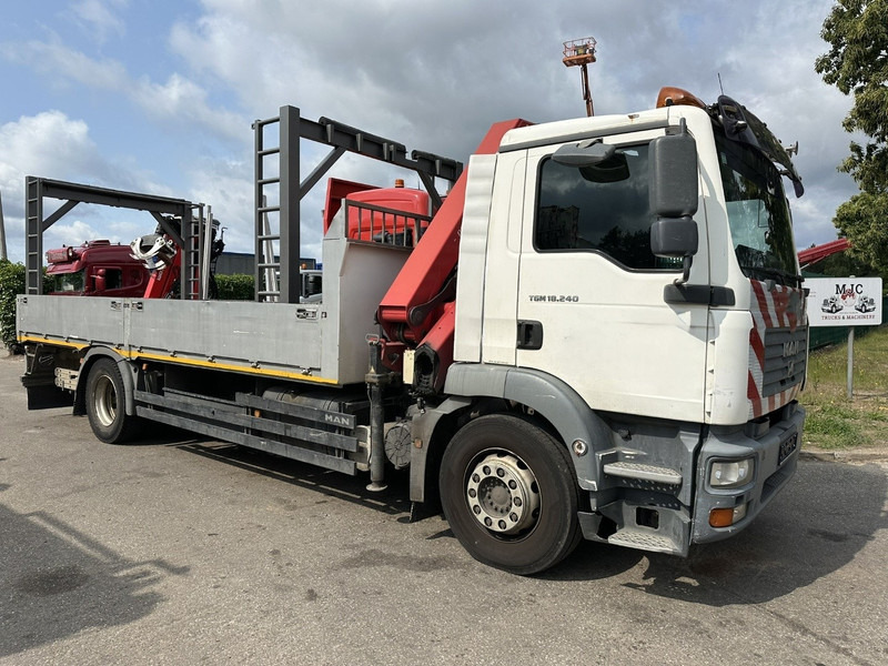 MAN TGM 18.240 4x2 + 2010 CRANE HMF 1420 K6 (17.5m! 6x) RADIO - PLATFORM 6m60 - MANUAL - EURO 3 - BE TRUCK - Камион со кран: слика 2 MAN TGM 18.240 4x2 + 2010 CRANE HMF 1420 K6 (17.5m! 6x) RADIO - PLATFORM 6m60 - MANUAL - EURO 3 - BE TRUCK - Камион со кран: слика 2