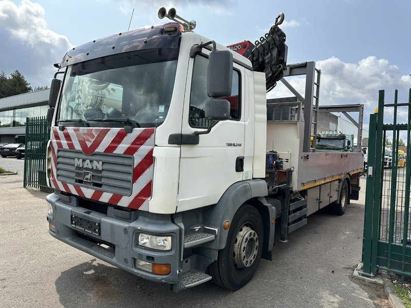 MAN TGM 18.240 4x2 + 2010 CRANE HMF 1420 K6 (17.5m! 6x) RADIO - PLATFORM 6m60 - MANUAL - EURO 3 - BE TRUCK - Камион со кран: слика 4 MAN TGM 18.240 4x2 + 2010 CRANE HMF 1420 K6 (17.5m! 6x) RADIO - PLATFORM 6m60 - MANUAL - EURO 3 - BE TRUCK - Камион со кран: слика 4