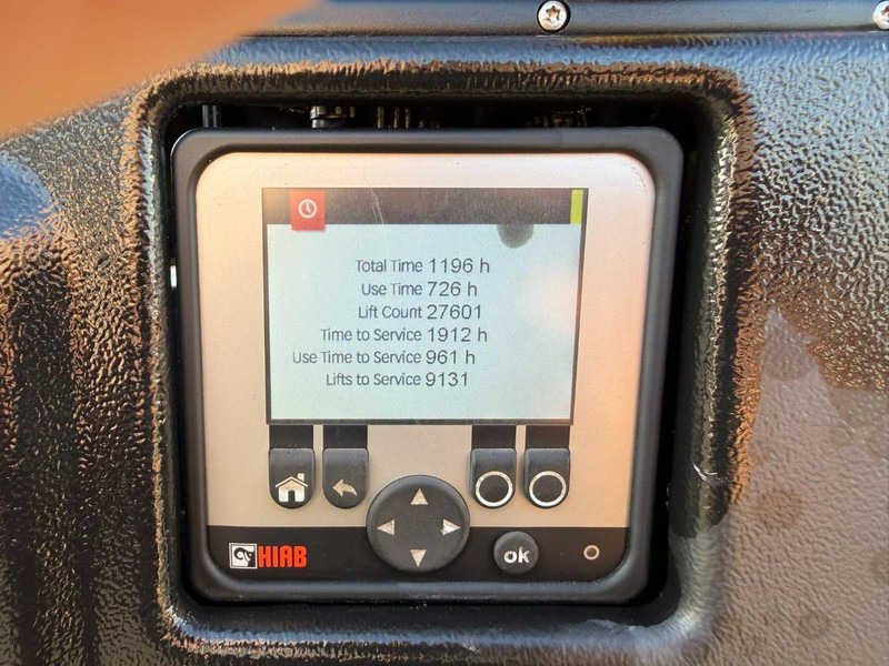 Камион со кран Scania P410 6x4 + CRANE HIAB X-HIDUO 188 ES-4 - RETARDER - ROTATOR - PLATFORM 6m80 - BIG AXLES HUB REDUCTION - STEEL SPRING - TUV 05/2026: слика 15 Камион со кран Scania P410 6x4 + CRANE HIAB X-HIDUO 188 ES-4 - RETARDER - ROTATOR - PLATFORM 6m80 - BIG AXLES HUB REDUCTION - STEEL SPRING - TUV 05/2026: слика 15