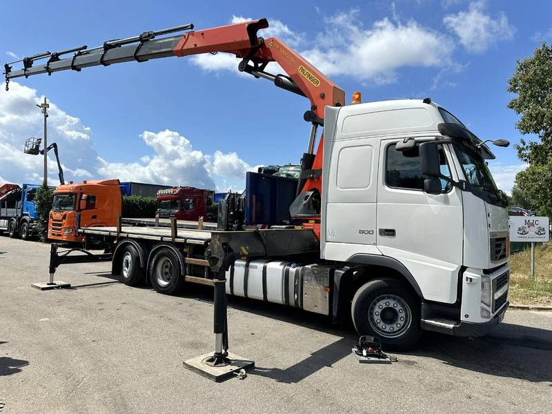 Volvo FH 500 6X2 + CRANE PALFINGER PK50002 E 6x - RETARDER - PLATFORM 6m20 - TWISTLOCKS 20' - 561.000km - EURO 5 - Камион со кран: слика 1 Volvo FH 500 6X2 + CRANE PALFINGER PK50002 E 6x - RETARDER - PLATFORM 6m20 - TWISTLOCKS 20' - 561.000km - EURO 5 - Камион со кран: слика 1
