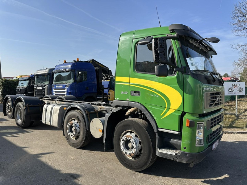 Volvo FM 340 8x2 CHASSIS (7m35) - LIFT+STEERING AXLE - MANUAL GEARBOX - EURO 3 - TÜV 05/2025 - BE TRUCK - Камион со кабинска шасија: слика 2 Volvo FM 340 8x2 CHASSIS (7m35) - LIFT+STEERING AXLE - MANUAL GEARBOX - EURO 3 - TÜV 05/2025 - BE TRUCK - Камион со кабинска шасија: слика 2