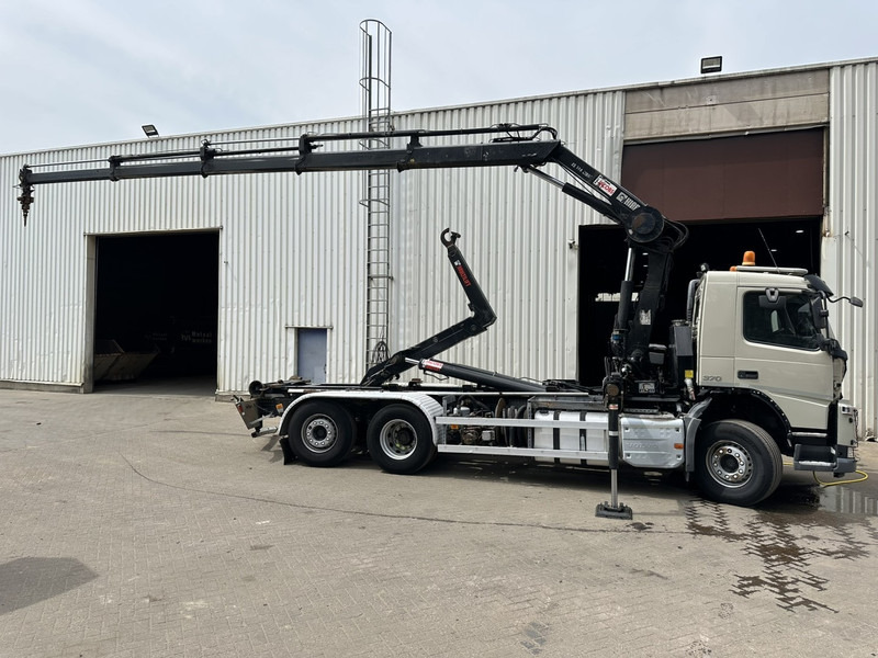 Volvo FM 370 6x2 HOOKLIFT 21T + CRANE HIAB 144 E-4 HIDUO - ENGINE / GEARBOX OK - CHASSIS OK - RUNNING + DRIVING - BE TRUCK - Камион со кука за подигање, Камион со кран: слика 5 Volvo FM 370 6x2 HOOKLIFT 21T + CRANE HIAB 144 E-4 HIDUO - ENGINE / GEARBOX OK - CHASSIS OK - RUNNING + DRIVING - BE TRUCK - Камион со кука за подигање, Камион со кран: слика 5