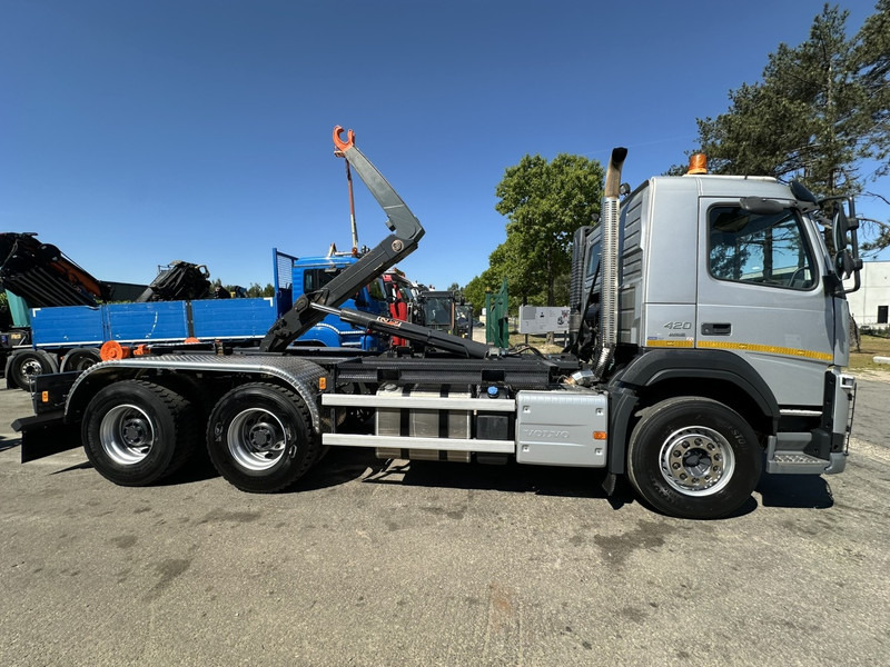 Volvo FM 420 6x4 AJK HOOKLIFT / HAAK 20T - 5760mm - WB 3m90 - *266.000km* - HUB REDUCTION / STEEL SUSPENSION - EURO 6 - BE TRUCK - Камион со кука за подигање: слика 4 Volvo FM 420 6x4 AJK HOOKLIFT / HAAK 20T - 5760mm - WB 3m90 - *266.000km* - HUB REDUCTION / STEEL SUSPENSION - EURO 6 - BE TRUCK - Камион со кука за подигање: слика 4