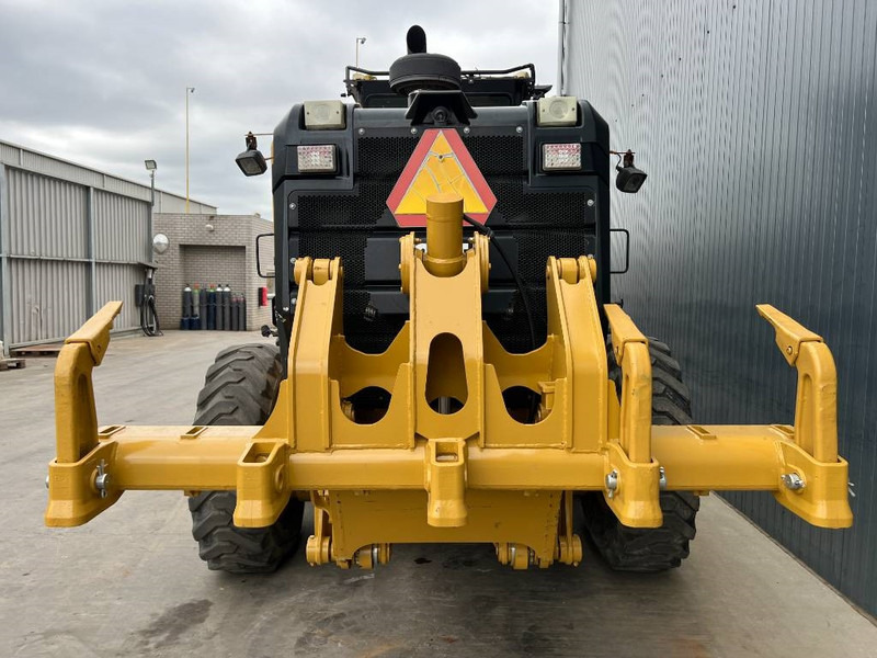Cat 140M2 AWD - Порамнувач: слика 5 Cat 140M2 AWD - Порамнувач: слика 5