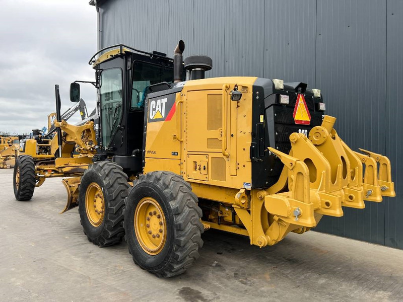 Cat 140M2 AWD - Порамнувач: слика 3 Cat 140M2 AWD - Порамнувач: слика 3