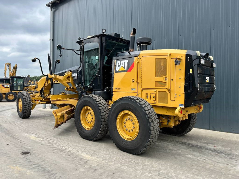 Cat 140M2 AWD - Порамнувач: слика 4 Cat 140M2 AWD - Порамнувач: слика 4