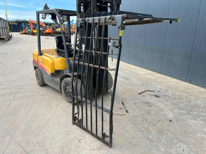 Cat 312D / 315D / 319D / 320D / 324D / 329D / 330D / 3 - Кабина и ентериер за Градежна машина: слика 1 Cat 312D / 315D / 319D / 320D / 324D / 329D / 330D / 3 - Кабина и ентериер за Градежна машина: слика 1