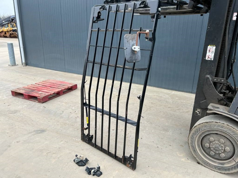 Cat 312D / 315D / 319D / 320D / 324D / 329D / 330D / 3 - Кабина и ентериер за Градежна машина: слика 3 Cat 312D / 315D / 319D / 320D / 324D / 329D / 330D / 3 - Кабина и ентериер за Градежна машина: слика 3