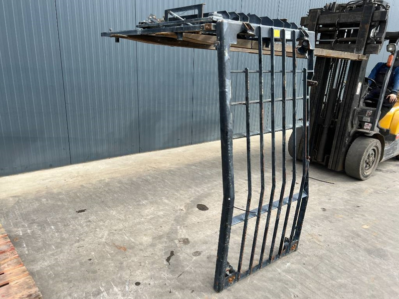 Cat 313E / M315F / 320F / 323E / 325F / 329E / 330F / - Кабина и ентериер за Градежна машина: слика 2 Cat 313E / M315F / 320F / 323E / 325F / 329E / 330F / - Кабина и ентериер за Градежна машина: слика 2