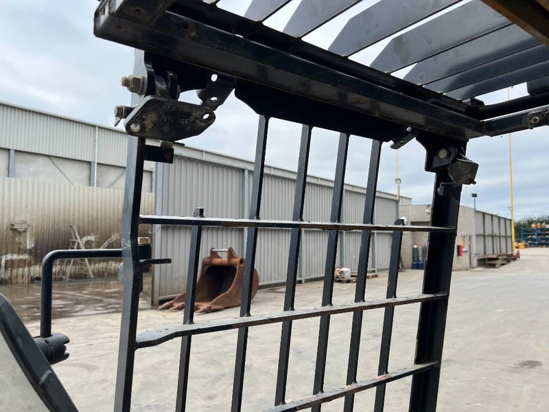 Cat 313E / M315F / 320F / 323E / 325F / 329E / 330F / - Кабина и ентериер за Градежна машина: слика 4 Cat 313E / M315F / 320F / 323E / 325F / 329E / 330F / - Кабина и ентериер за Градежна машина: слика 4