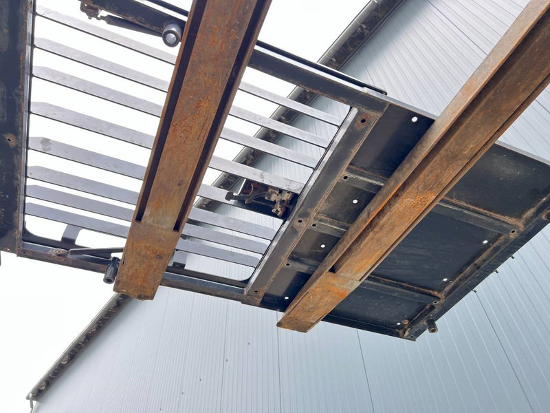 Cat 313E / M315F / 320F / 323E / 325F / 329E / 330F / - Кабина и ентериер за Градежна машина: слика 3 Cat 313E / M315F / 320F / 323E / 325F / 329E / 330F / - Кабина и ентериер за Градежна машина: слика 3