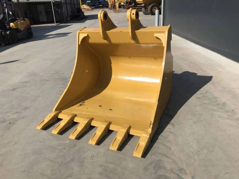 Нов Корпа за Градежна машина Cat 328D: слика 6
